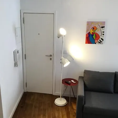 Апартаменты Yellow Blue Red Bairro Alto Лиссабон
