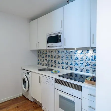Yellow Blue Red Bairro Alto Апартаменты Лиссабон