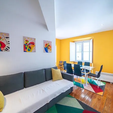 아파트 Yellow Blue Red Bairro Alto 리스본